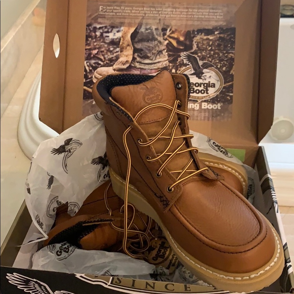 Men’s work boots